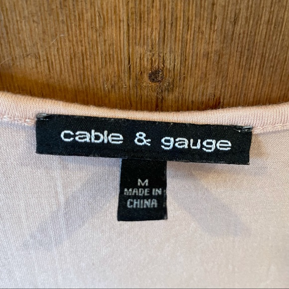 Cable & Gauge Pink Short Sleeve Top Lacey Front M - Picture 3 of 4